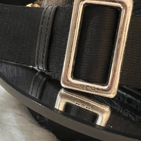 MCM Visetos Crossbody - Picture 4 of 17